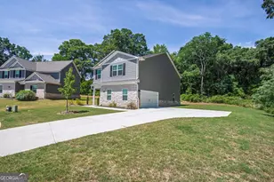 653 Meadows Farm Wy, Monroe, GA 30655 - Photo 2