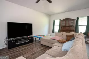 653 Meadows Farm Wy, Monroe, GA 30655 - Photo 8
