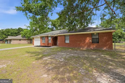 39 Henry Lane, Hinesville, GA 31313 - Photo 2