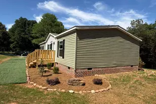 2606 Whipporwill Dr, Royston, GA 30662 - Photo 2