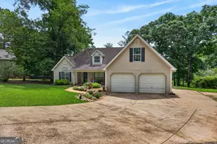 210 Old Pond Rd, Lagrange, GA 30241 - Photo 2
