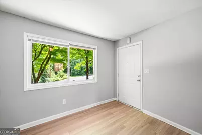1627 Line Circle, Decatur, GA 30032 - Photo 4