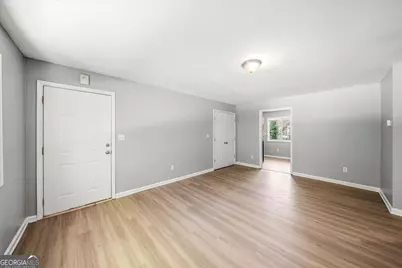 1627 Line Circle, Decatur, GA 30032 - Photo 6