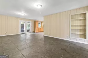 5117 Lakewood Dr, Acworth, GA 30101 - Photo 8