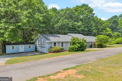 79 Wisteria Cove Estate, Hartwell, GA 30643 - Photo 2