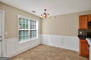 578 Shadow Lake Dr, Lithonia, GA 30058 - Photo 16