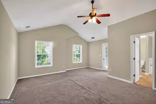 578 Shadow Lake Dr, Lithonia, GA 30058 - Photo 16