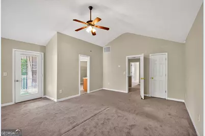578 Shadow Lake Drive, Lithonia, GA 30058 - Photo 18