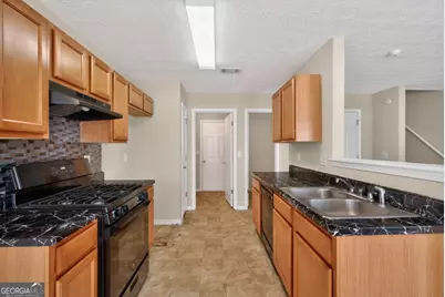 578 Shadow Lake Drive, Lithonia, GA 30058 - Photo 18