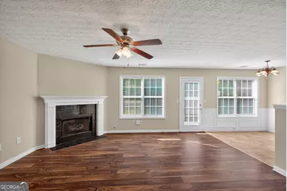 578 Shadow Lake Drive, Lithonia, GA 30058 - Photo 6