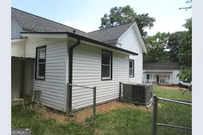 219 Broad Street, Carrollton, GA 30117 - Photo 24