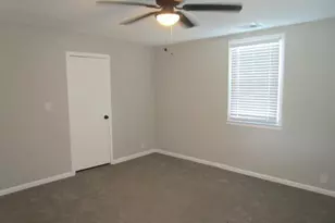 219 Broad St, Carrollton, GA 30117 - Photo 8