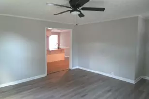 219 Broad St, Carrollton, GA 30117 - Photo 2