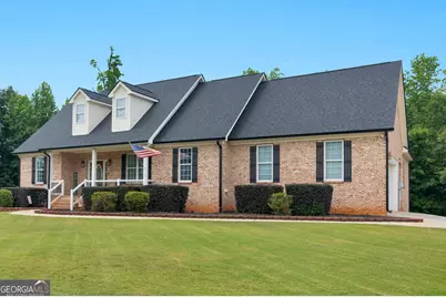 221 Hummingbird Court, Hampton, GA 30228 - Photo 2