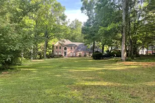 5279 Rocky Hill Dr SW, Lilburn, GA 30047 - Photo 16