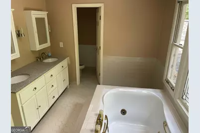 5279 Rocky Hill Drive SW, Lilburn, GA 30047 - Photo 26
