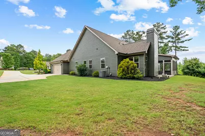 245 Discovery Lake Drive, Fayetteville, GA 30215 - Photo 8