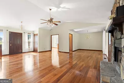 2315 Saint James Court, Marietta, GA 30066 - Photo 6