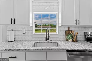 6478 Swallowtail Dr, Statesboro, GA 30461 - Photo 8