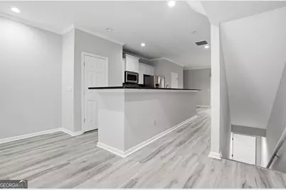1297 Liberty Parkway NW, Atlanta, GA 30318 - Photo 10