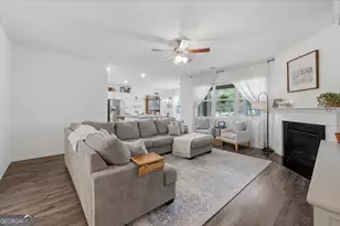 1039 Creekwood Cir, Madison, GA 30650 - Photo 6