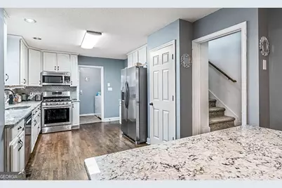 1112 Sutton Drive, McDonough, GA 30252 - Photo 6