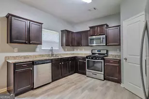 4098 Clay Ct, Conyers, GA 30013 - Photo 8