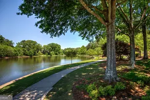 310 Clear Creek Ct, Roswell, GA 30076 - Photo 2