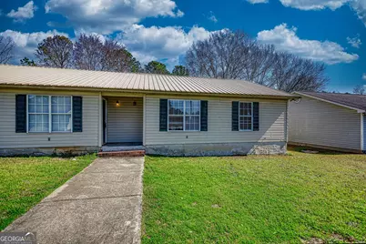 2313 Laura Court NE, Milledgeville, GA 31061 - Photo 1