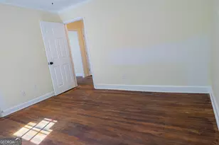 466 Lake Dr, Hapeville, GA 30354 - Photo 18