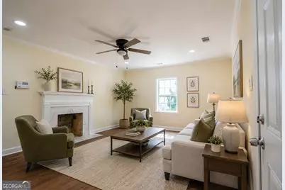 466 Lake Drive, Hapeville, GA 30354 - Photo 1