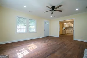 466 Lake Dr, Hapeville, GA 30354 - Photo 8