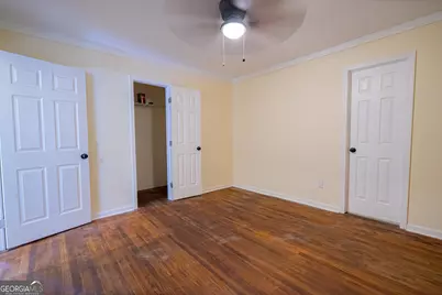 466 Lake Drive, Hapeville, GA 30354 - Photo 22