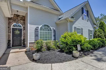 10 Pine Shadow Circle, Covington, GA 30016 - Photo 2