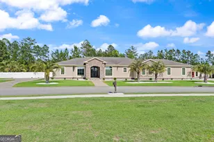 240 Belmont Cir, Brunswick, GA 31525 - Photo 8