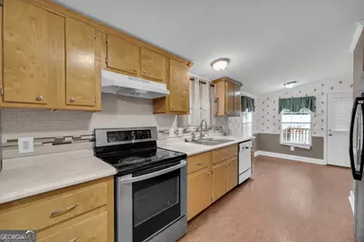 5577 Candler Creek Road, Gillsville, GA 30543 - Photo 10