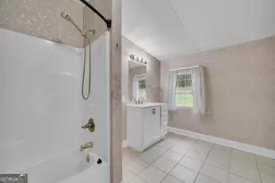 5577 Candler Creek Rd, Gillsville, GA 30543 - Photo 20