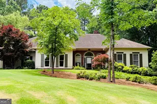 216 Ashford Cir, Lagrange, GA 30240 - Photo 1