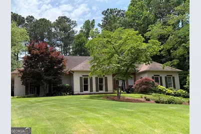 216 Ashford Circle, Lagrange, GA 30240 - Photo 1