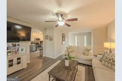 2990 Hampton Valley Drive, Loganville, GA 30052 - Photo 6