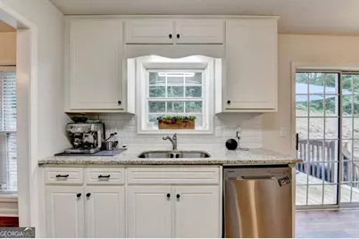 95 N Gwinnett Street, Buford, GA 30518 - Photo 22