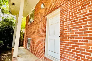 5925 Pinecreek Rd, Forest Park, GA 30297 - Photo 14