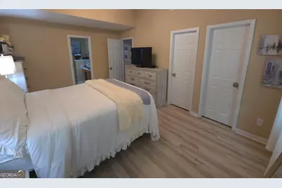 4510 Ravenwood Place, Union City, GA 30291 - Photo 8