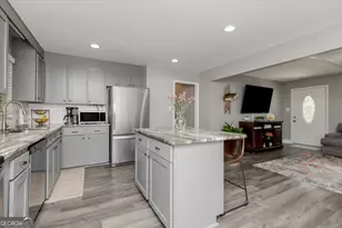 213 Spruce St, Warner Robins, GA 31088 - Photo 14