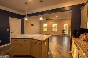 204 Cranston Dr, Ball Ground, GA 30107 - Photo 10
