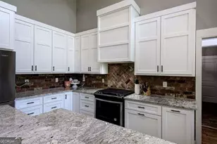 1084 Shahan Ln, Lafayette, GA 30728 - Photo 14