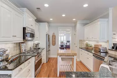 2767 Bearcreek Place, Buford, GA 30519 - Photo 16