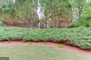 2767 Bearcreek Pl, Buford, GA 30519 - Photo 38