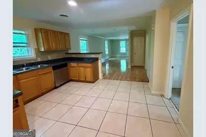 1821 E Farris Avenue, Atlanta, GA 30344 - Photo 14