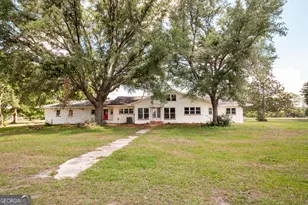 1402 W 12th St, Alma, GA 31510 - Photo 1